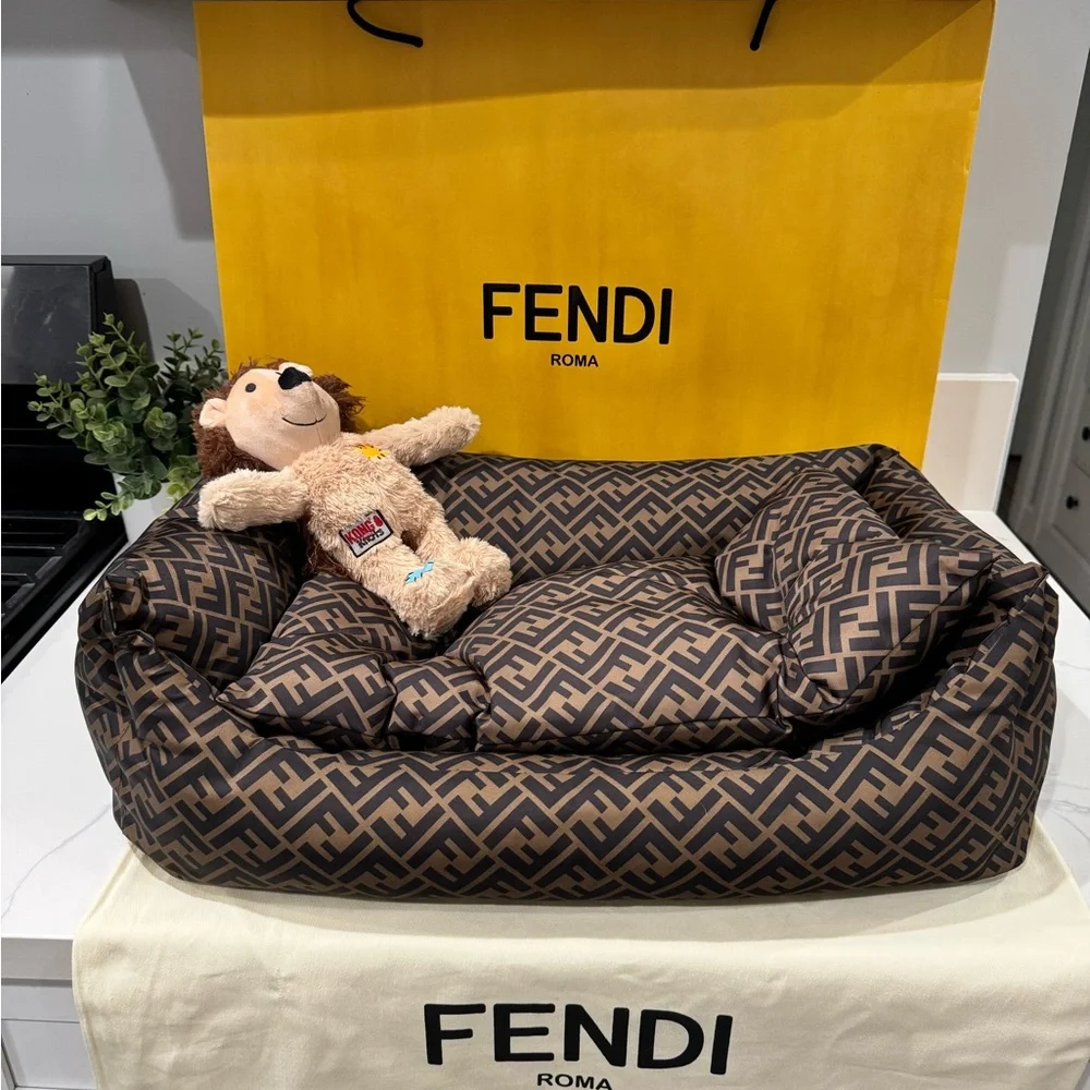 Authentic Fendi Monogram Pet Bed - Picture 1 of 14